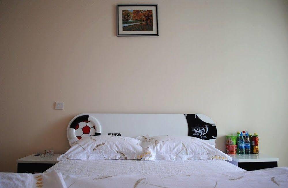Kunming Colorful Cloud Apartment Hotel Bagian luar foto